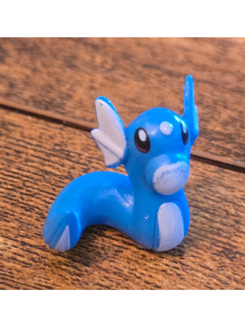 vintage TOMY Pokémon Dratini miniature figure 1"